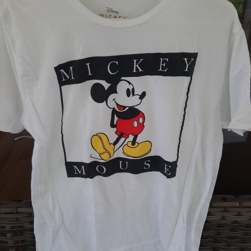 White Mickey Mouse T-Shirt, Size Large-Free Shipping!